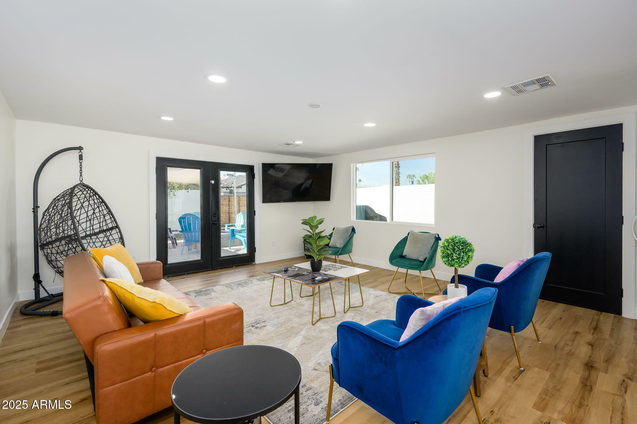 Property Photo: 2044 N 71st Street AZ 85257