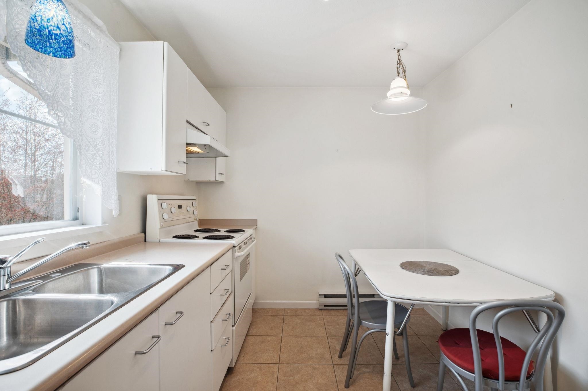 Property Photo:  1252 Town Centre Boulevard 426  BC V3B 7R7 