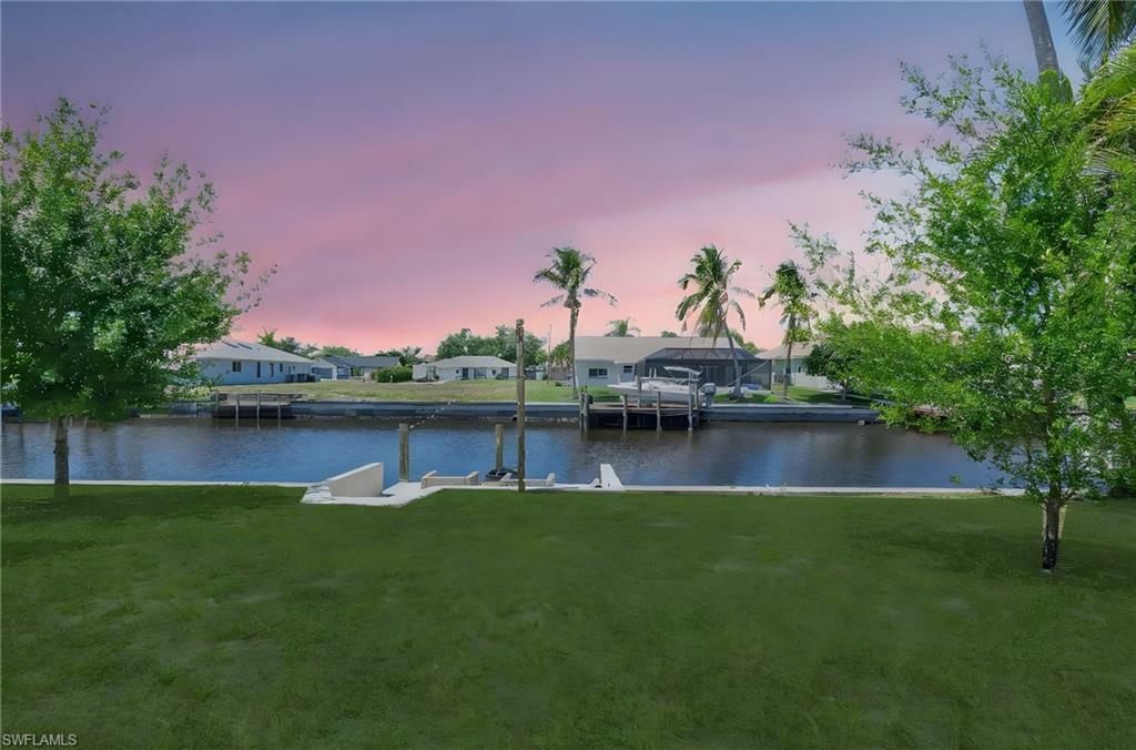 Property Photo: 2226 SE 19th Pl FL 33990