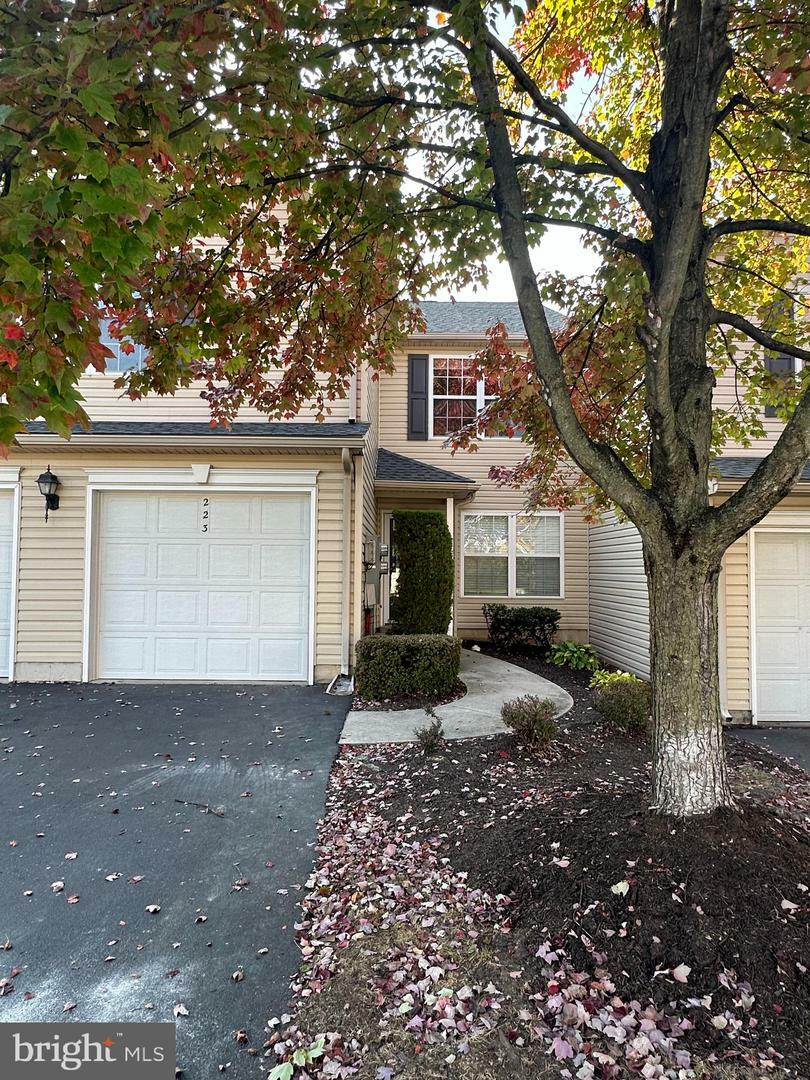 Property Photo: 223 Sparrow Road PA 17036