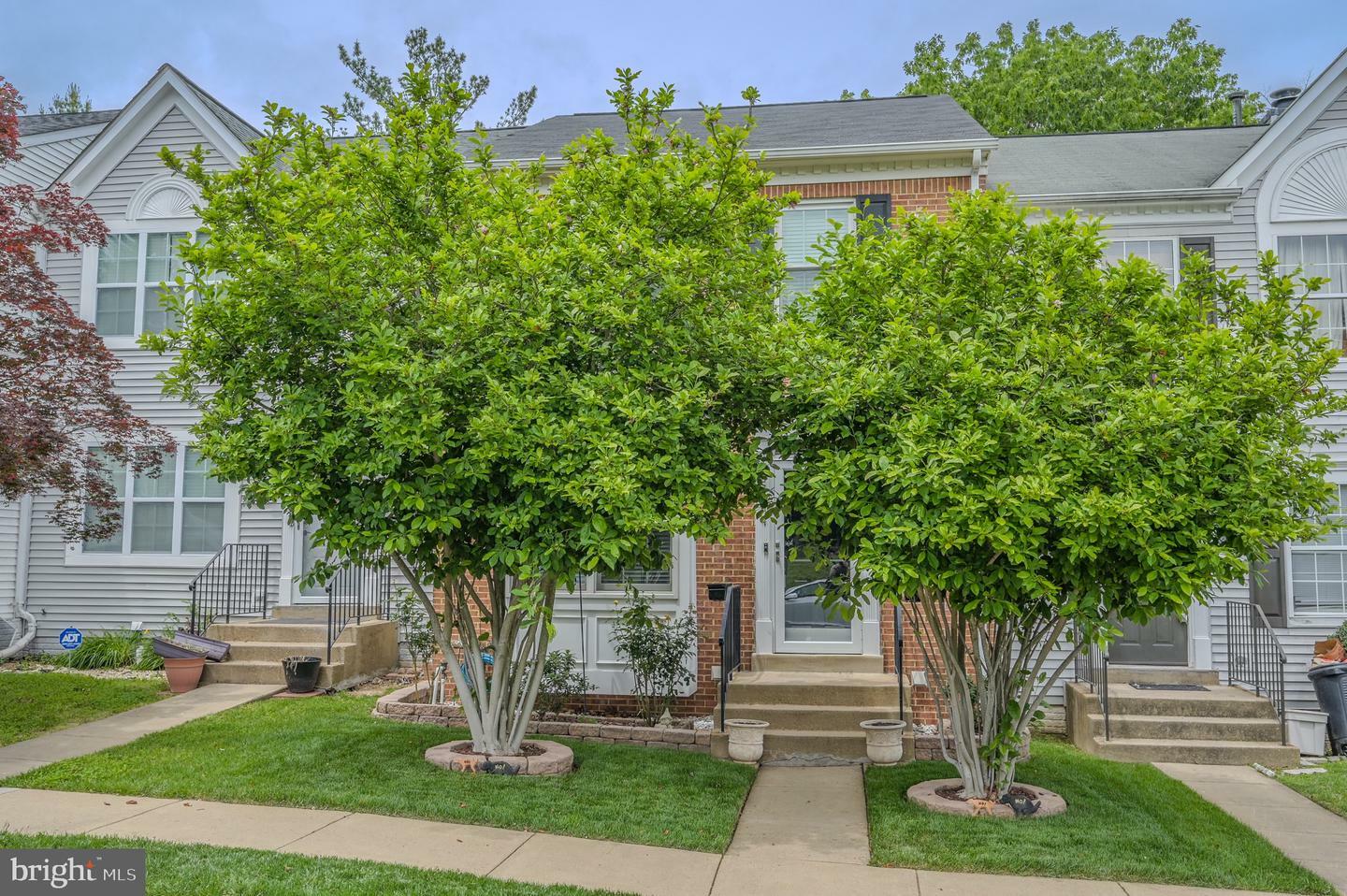 Property Photo:  2764 Brier Pond Circle  VA 22191 