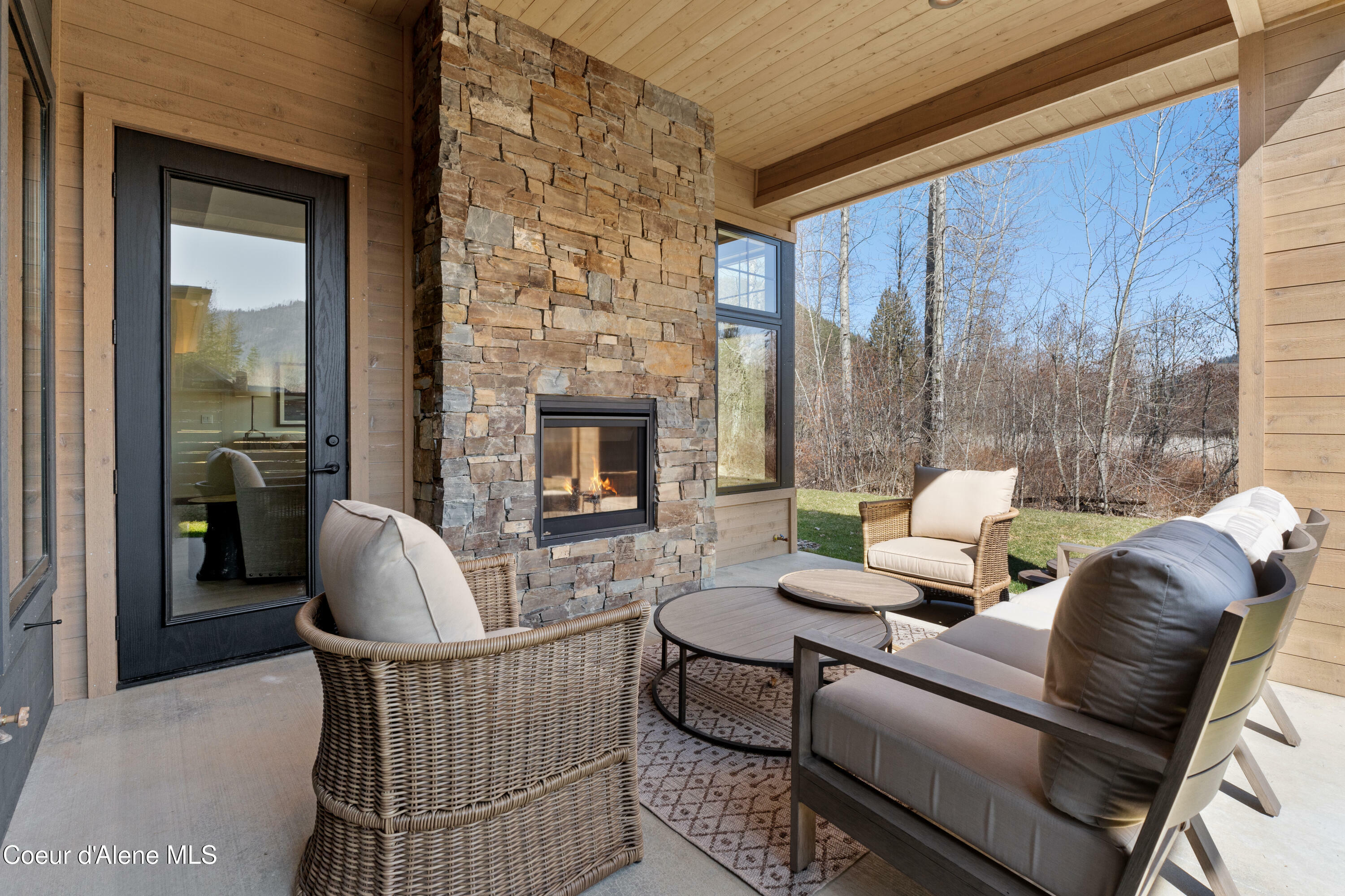 151 Oxbow Rd  Sandpoint ID 83864 photo