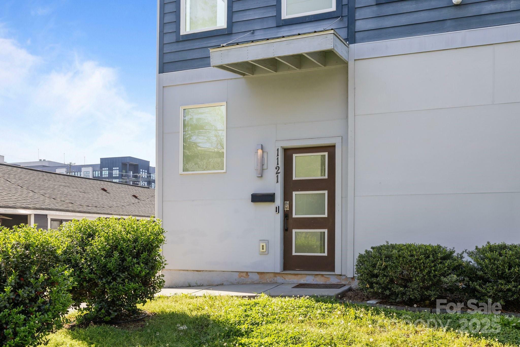 Property Photo: 1121 N Alexander Street NC 28206