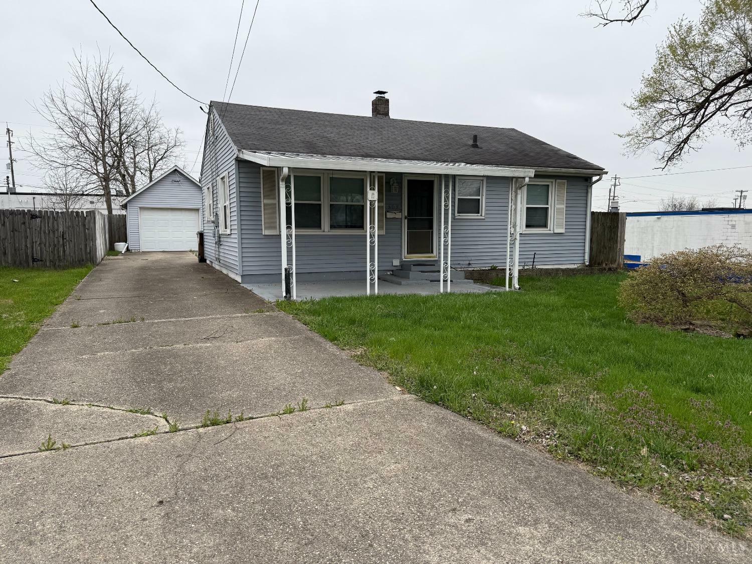 609 Gideon Road  Middletown OH 45044 photo