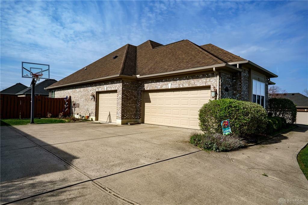 Property Photo:  269 Crown Point Drive  OH 45458 