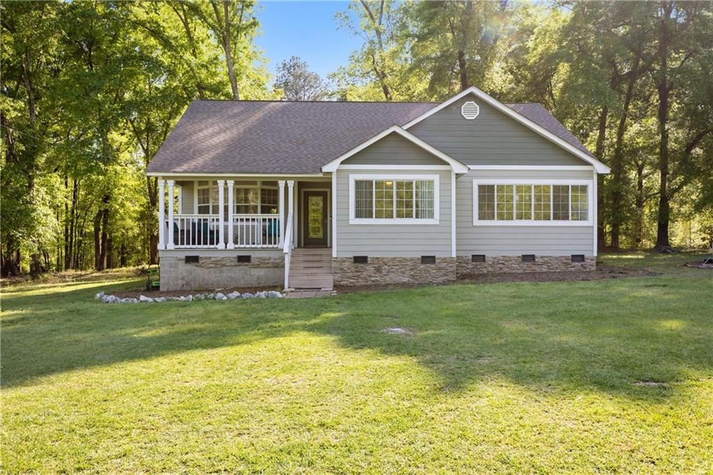 Property Photo:  88 Patterson Road  AL 36856 