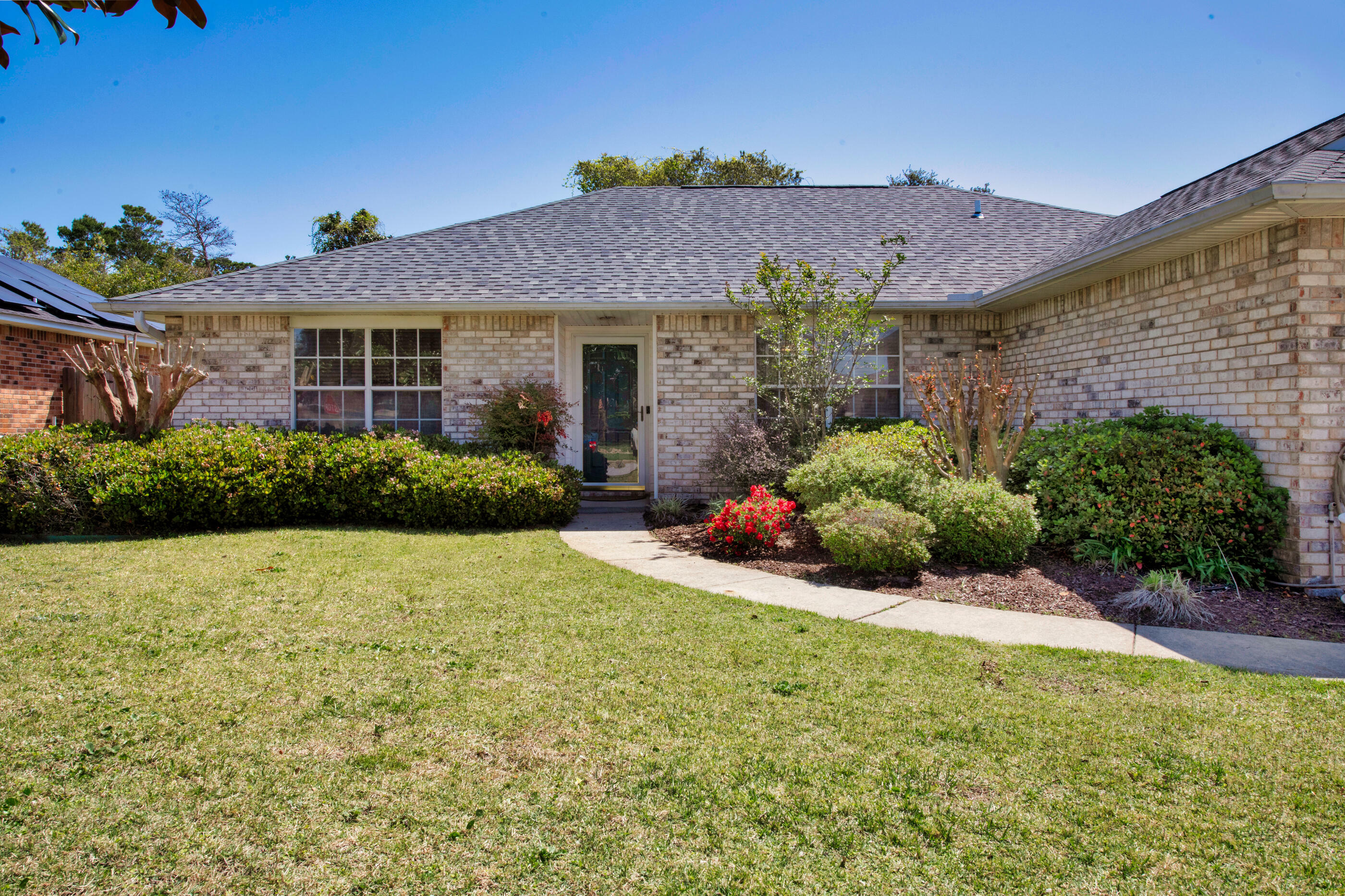 Property Photo: 1945 Jessica Way FL 32566