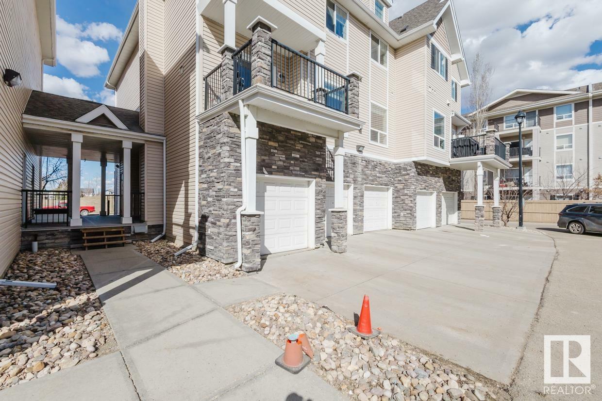 Photo de la propriété: 7293 South Terwillegar Drive NW 16 AB T6R 0N5