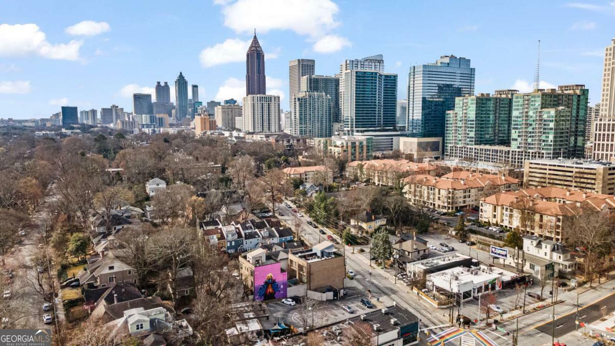 Property Photo: 975 Piedmont Avenue NE 2 GA 30309