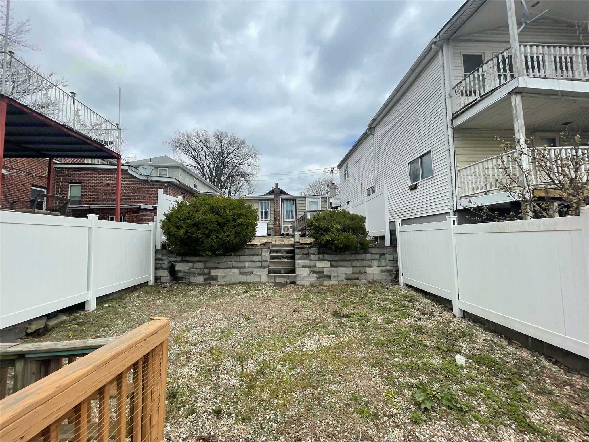 1101 Harding Park  Bronx NY 10473 photo