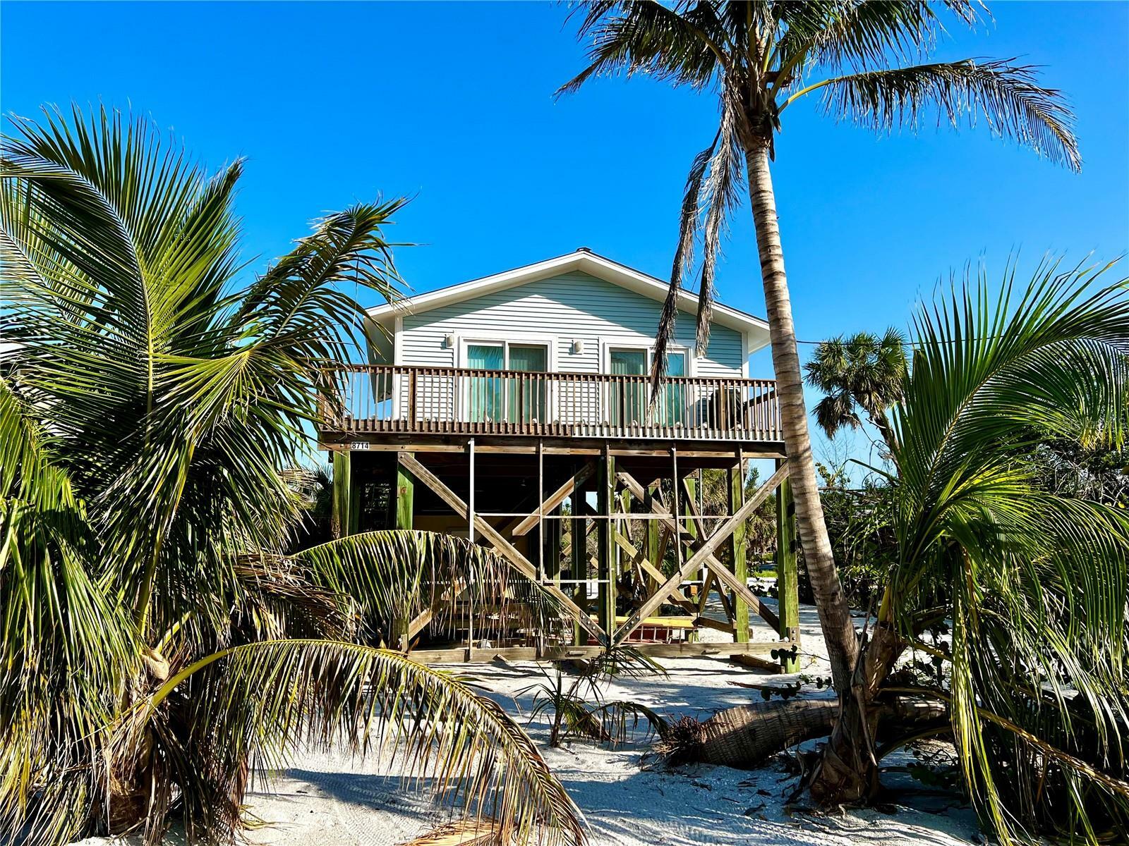 Property Photo: 8714 King Street FL 33946