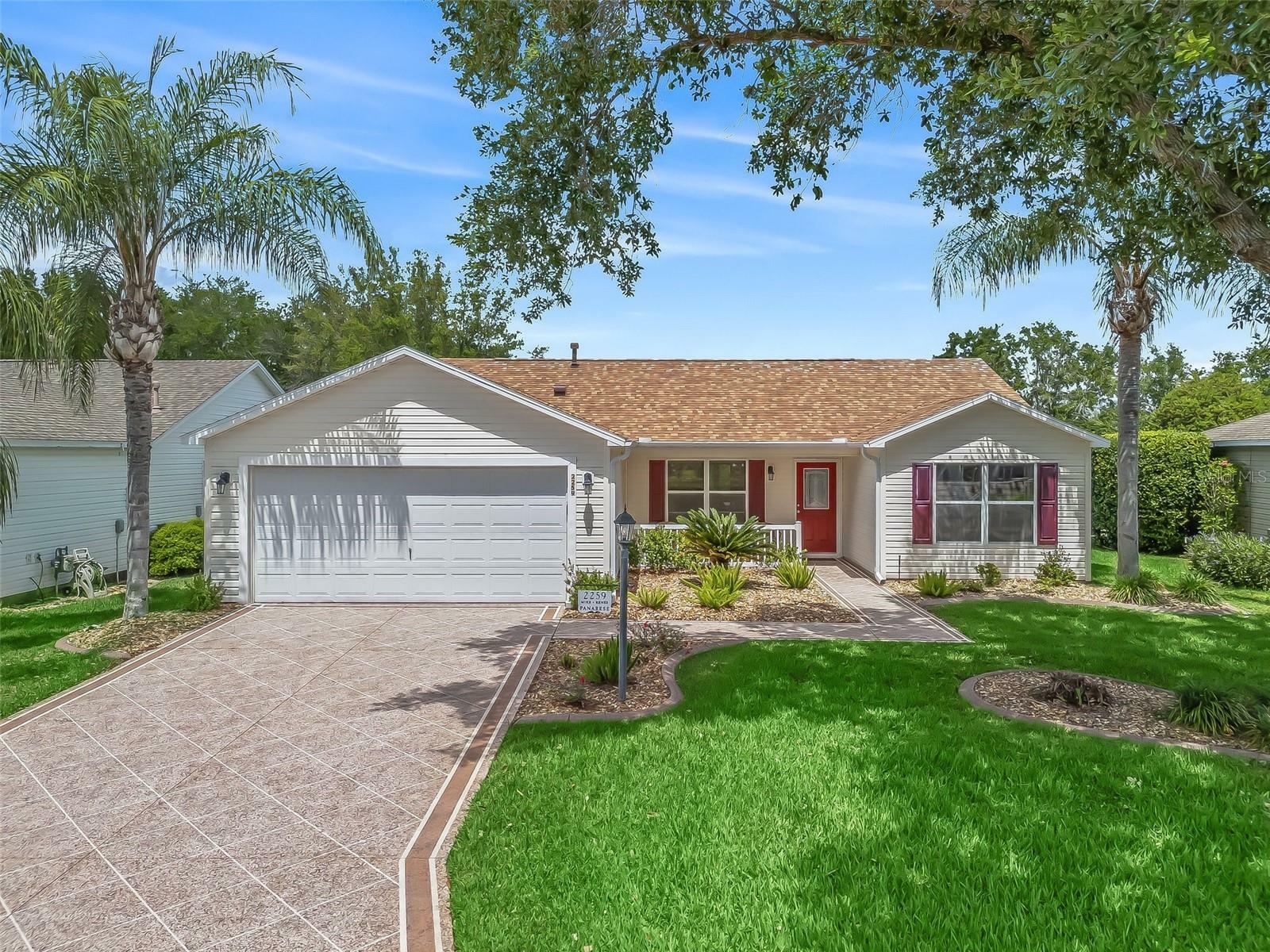 Property Photo: 2259 Lockwood Loop FL 32162