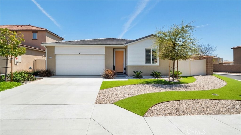 Property Photo: 15630 Raptor Road CA 92551