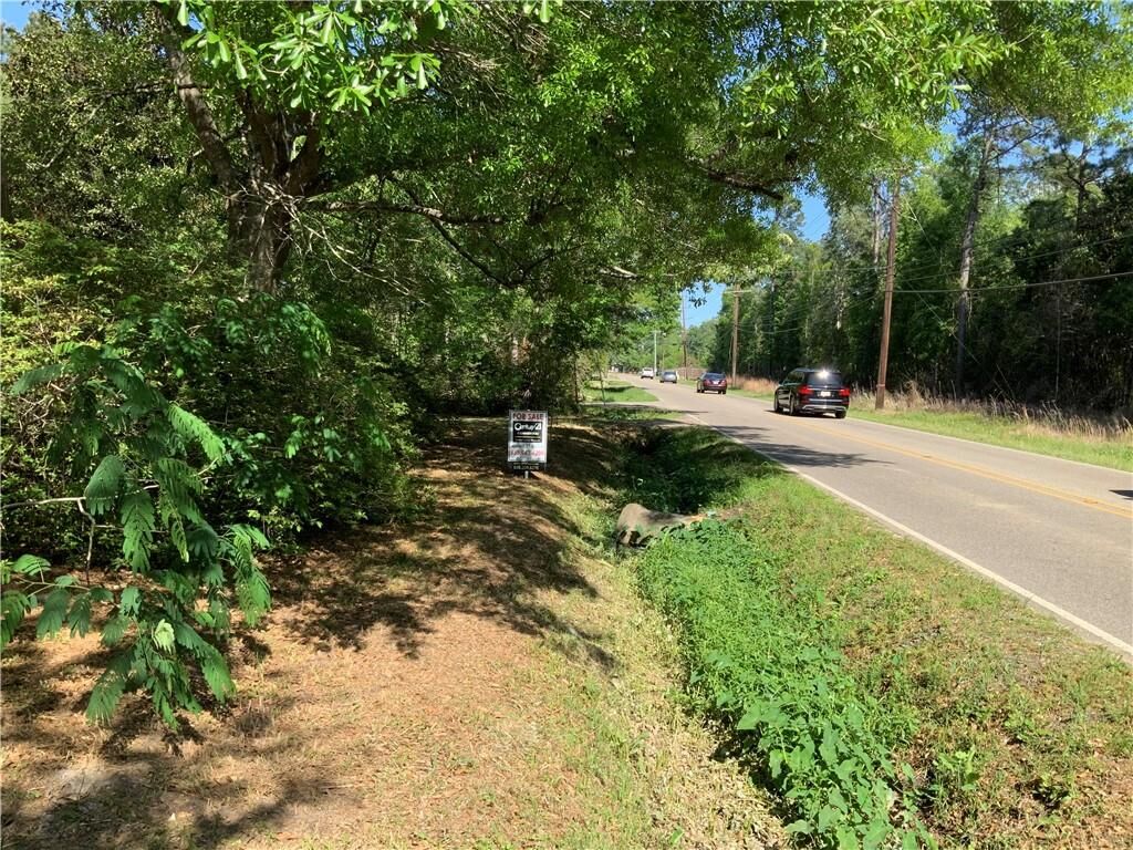 Property Photo: 1174/1190 Brownswitch Road LA 70461