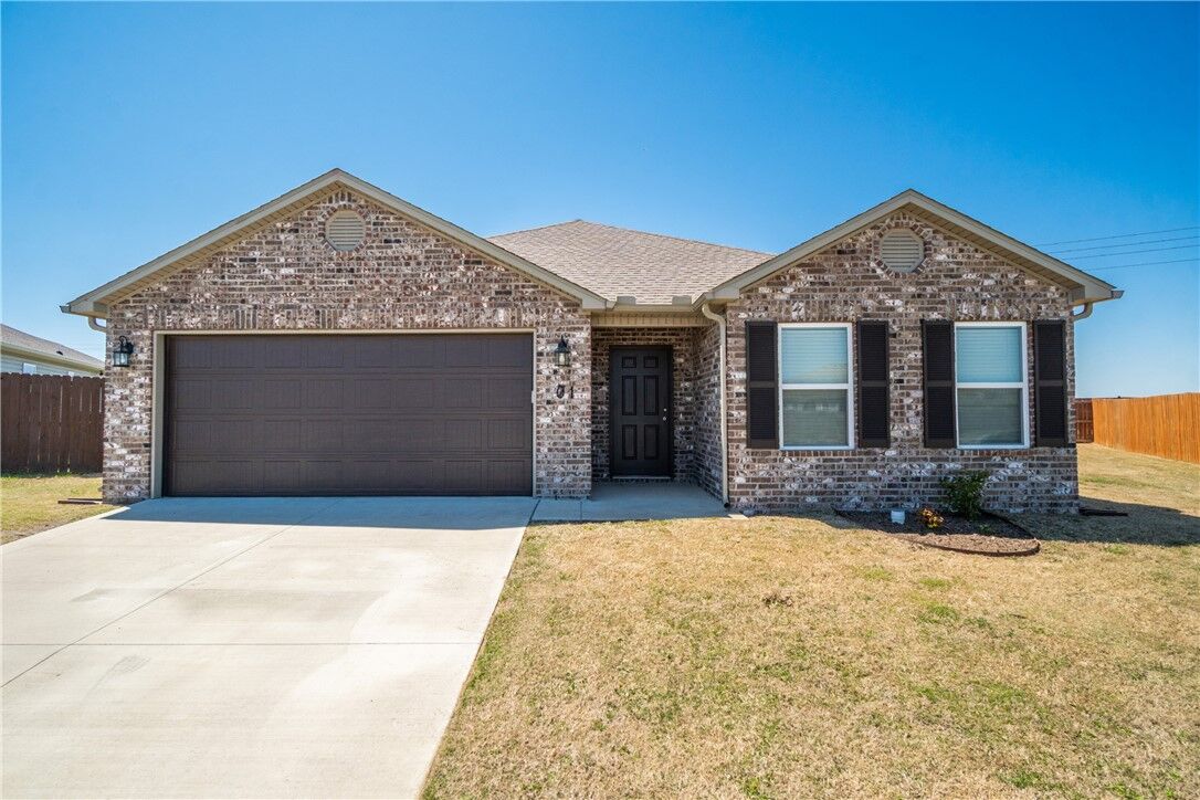 Property Photo:  701 Belhaven Road  AR 72719 