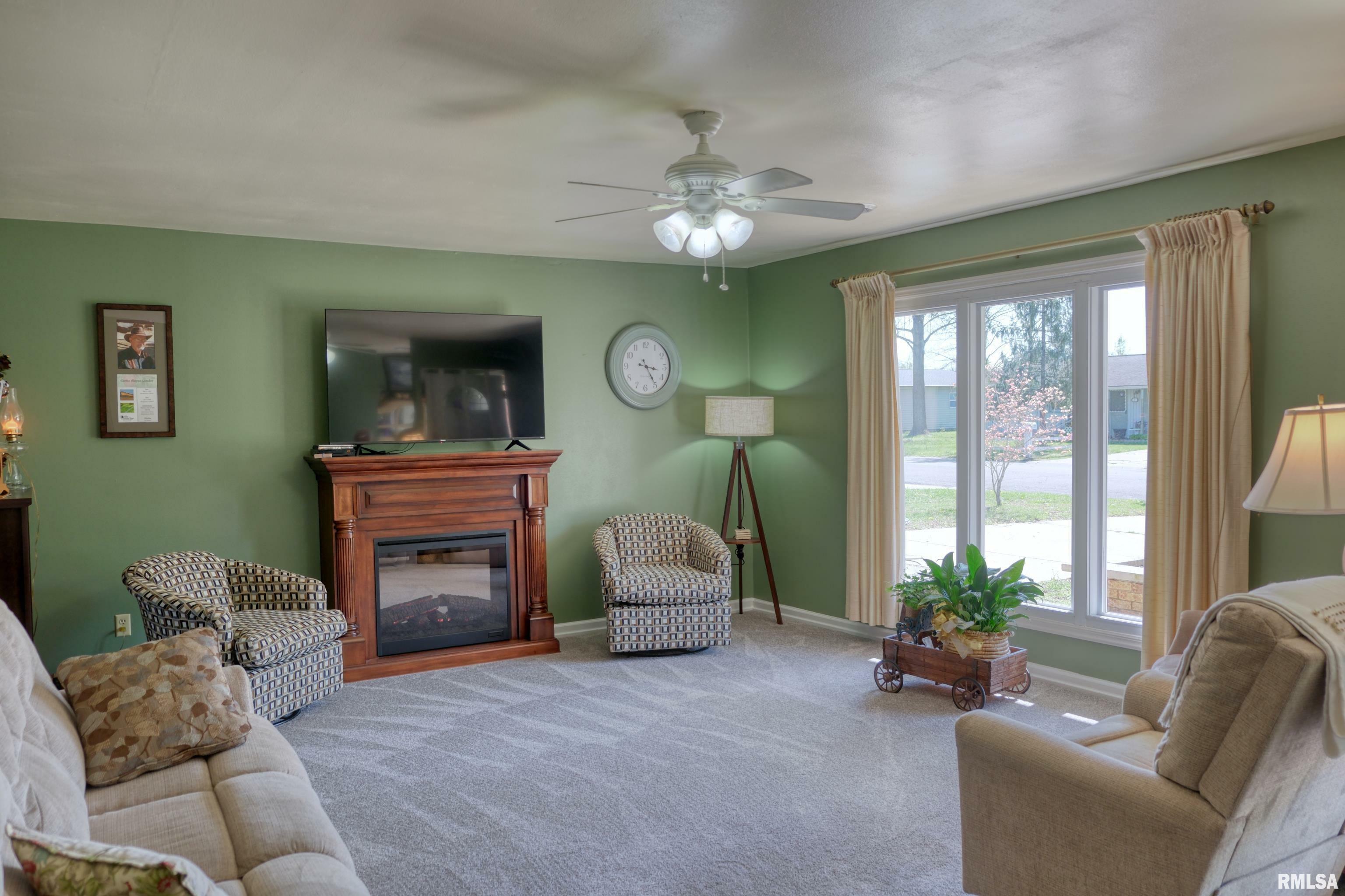 Property Photo: 1006 Roberta Drive IL 62966