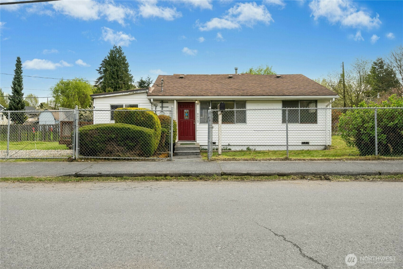 Property Photo: 8820 5th Avenue S WA 98108
