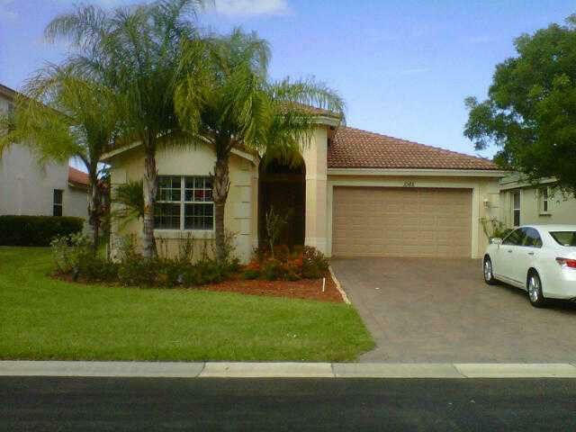 Property Photo: 1065 SE Fleming Way FL 34997