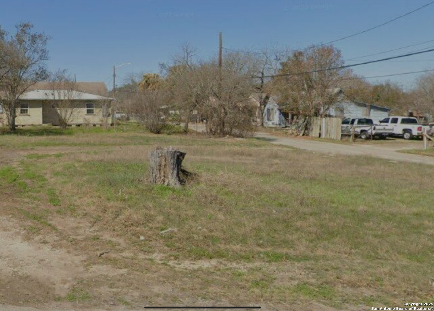 Property Photo:  604 Guadalupe  TX 78155 