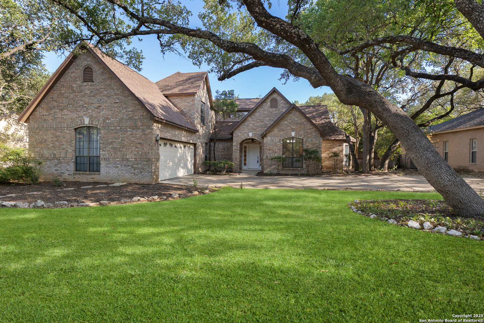 Property Photo: 1718 Fawn Crst TX 78248