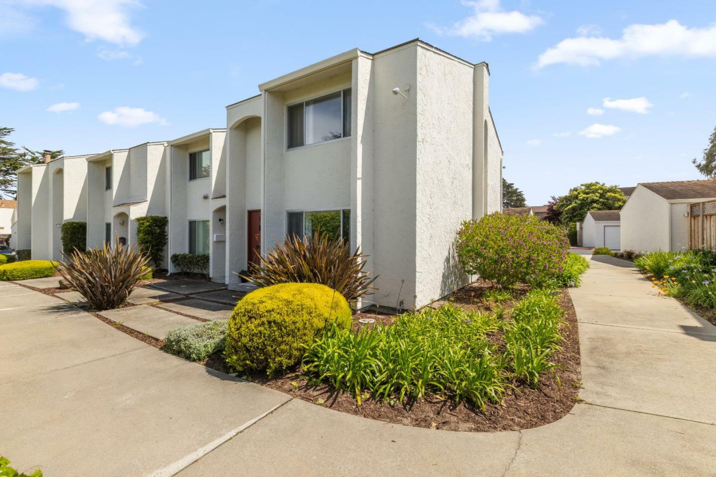 Property Photo: 3137 Seacrest Avenue 5 CA 93933
