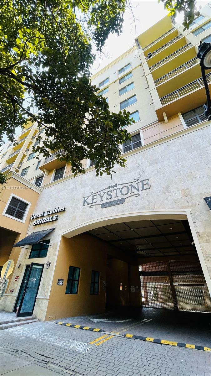 Property Photo: 3530 SW 22nd St 503 FL 33145