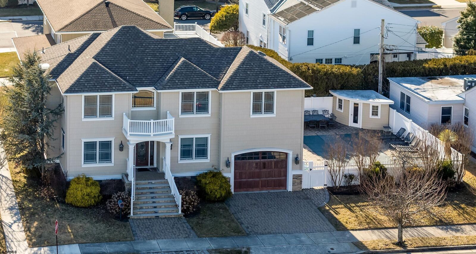 Property Photo: 300 N Delavan Ave NJ 08402