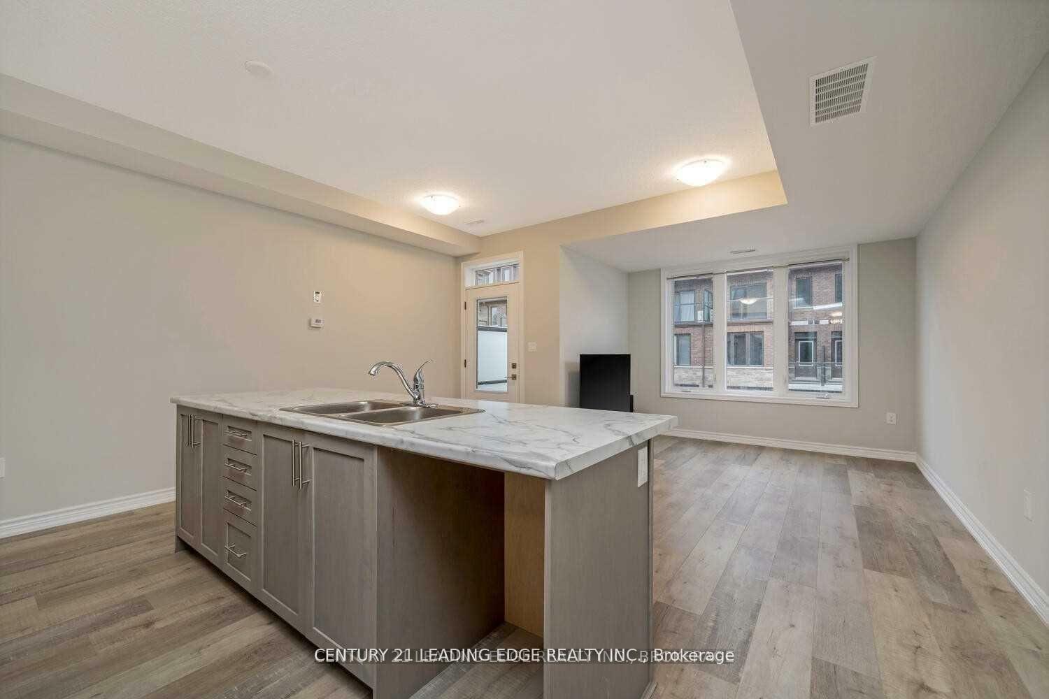 Photo de la propriété: 445 Ontario Street S 83 ON L9T 9K4