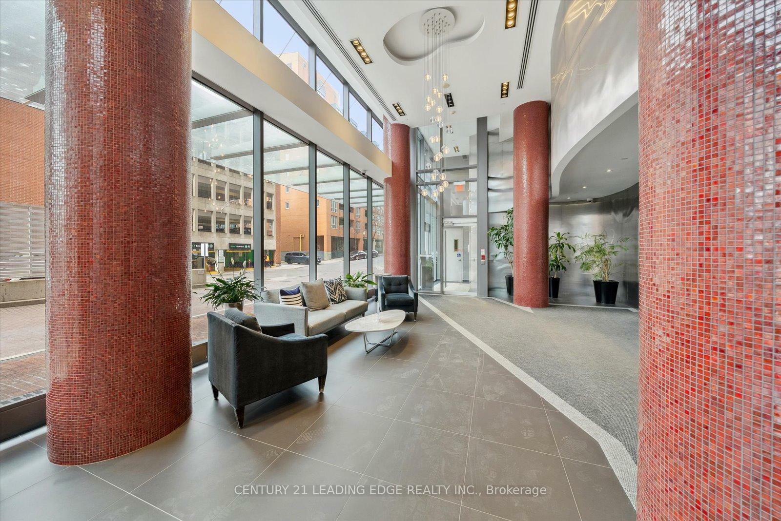 Photo de la propriété: 1 Market Street 1313 ON M5E 0A2