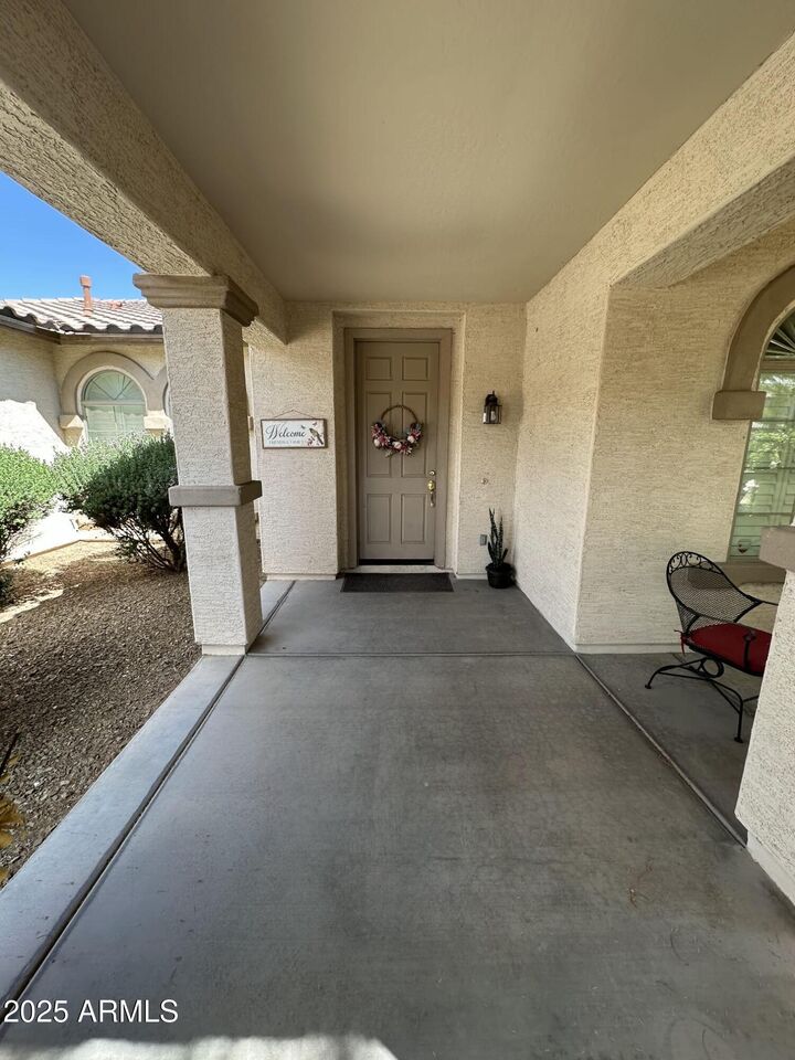 Property Photo:  5216 W Siesta Way  AZ 85339 