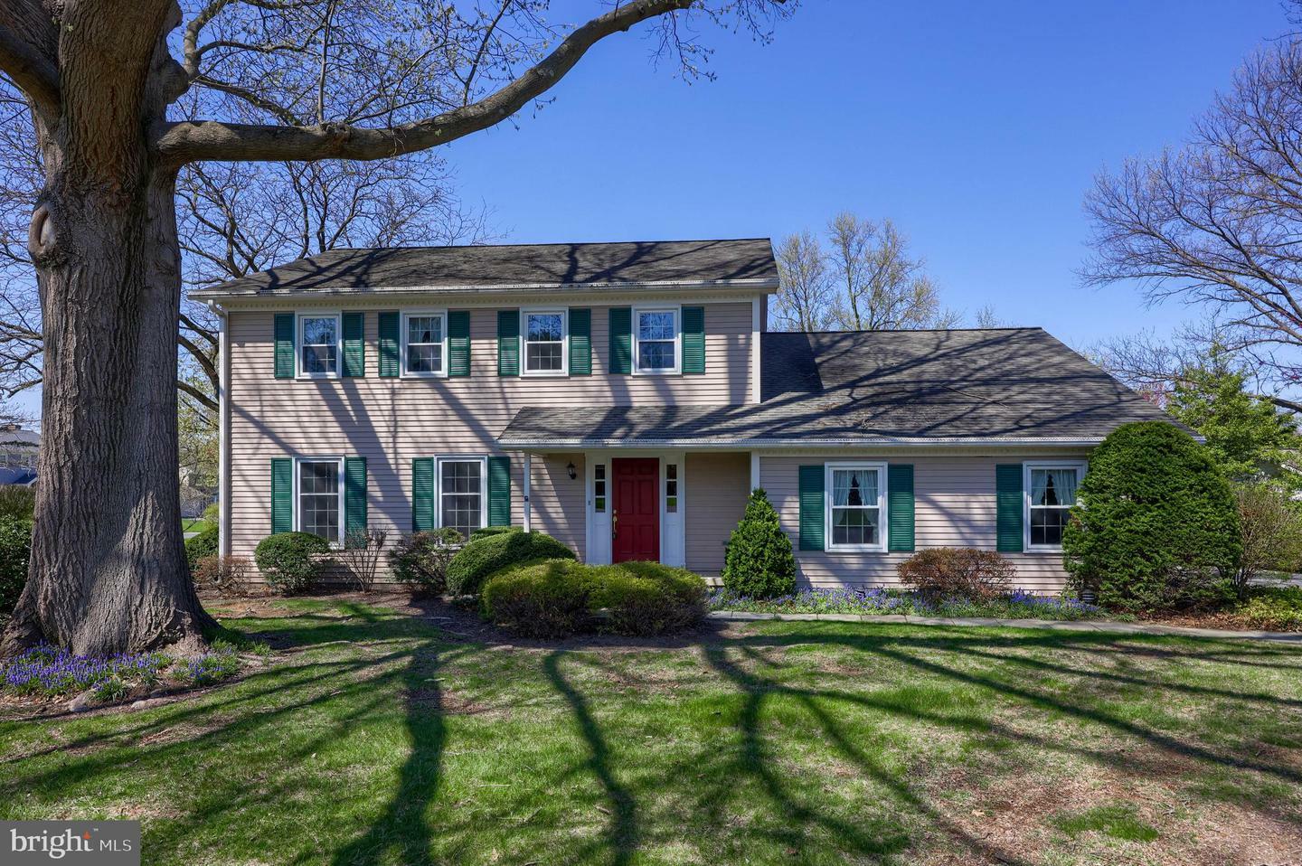 Property Photo: 3061 Kings Lane PA 17601