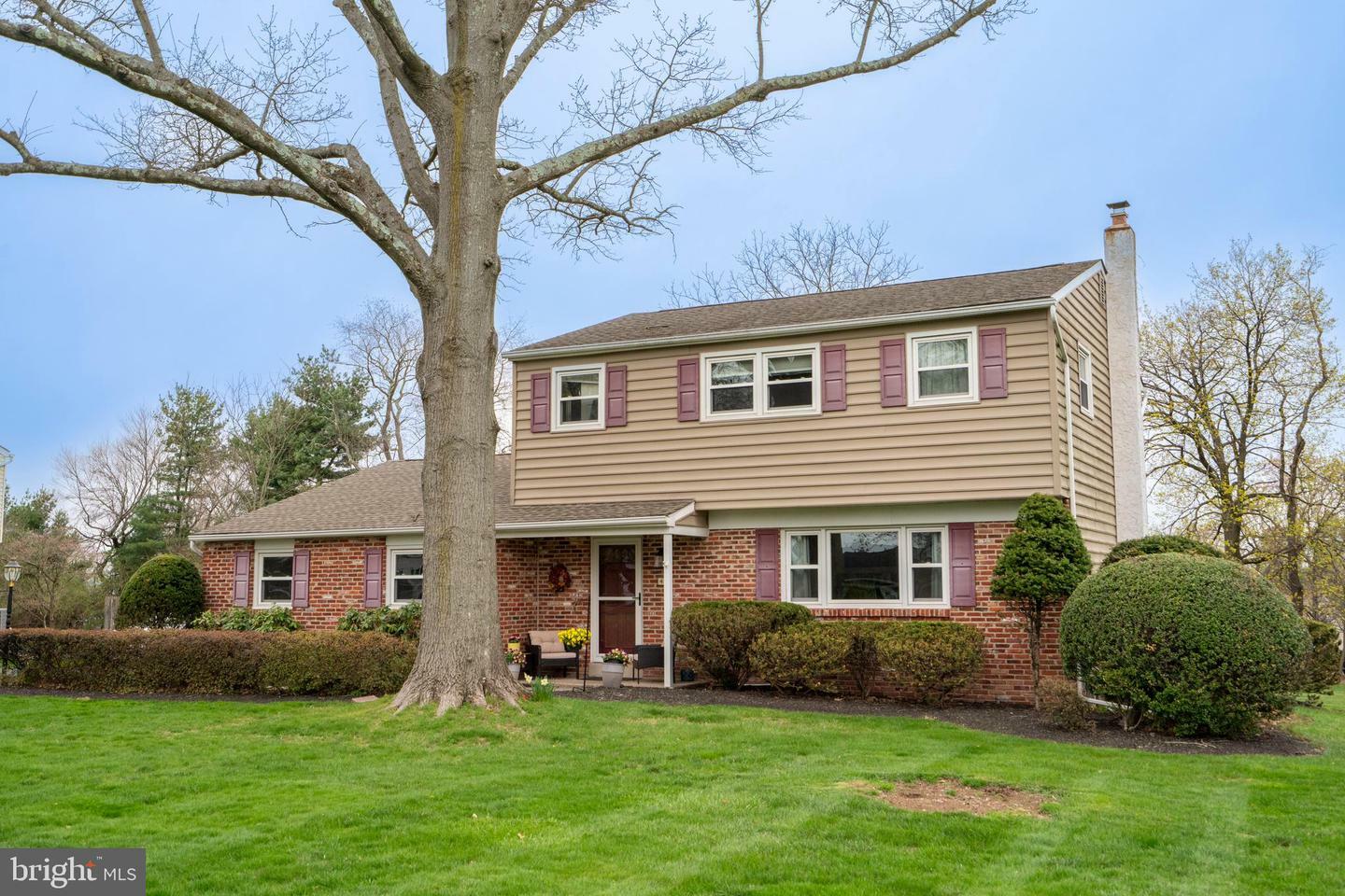 Property Photo: 48 Hickory Lane PA 18914