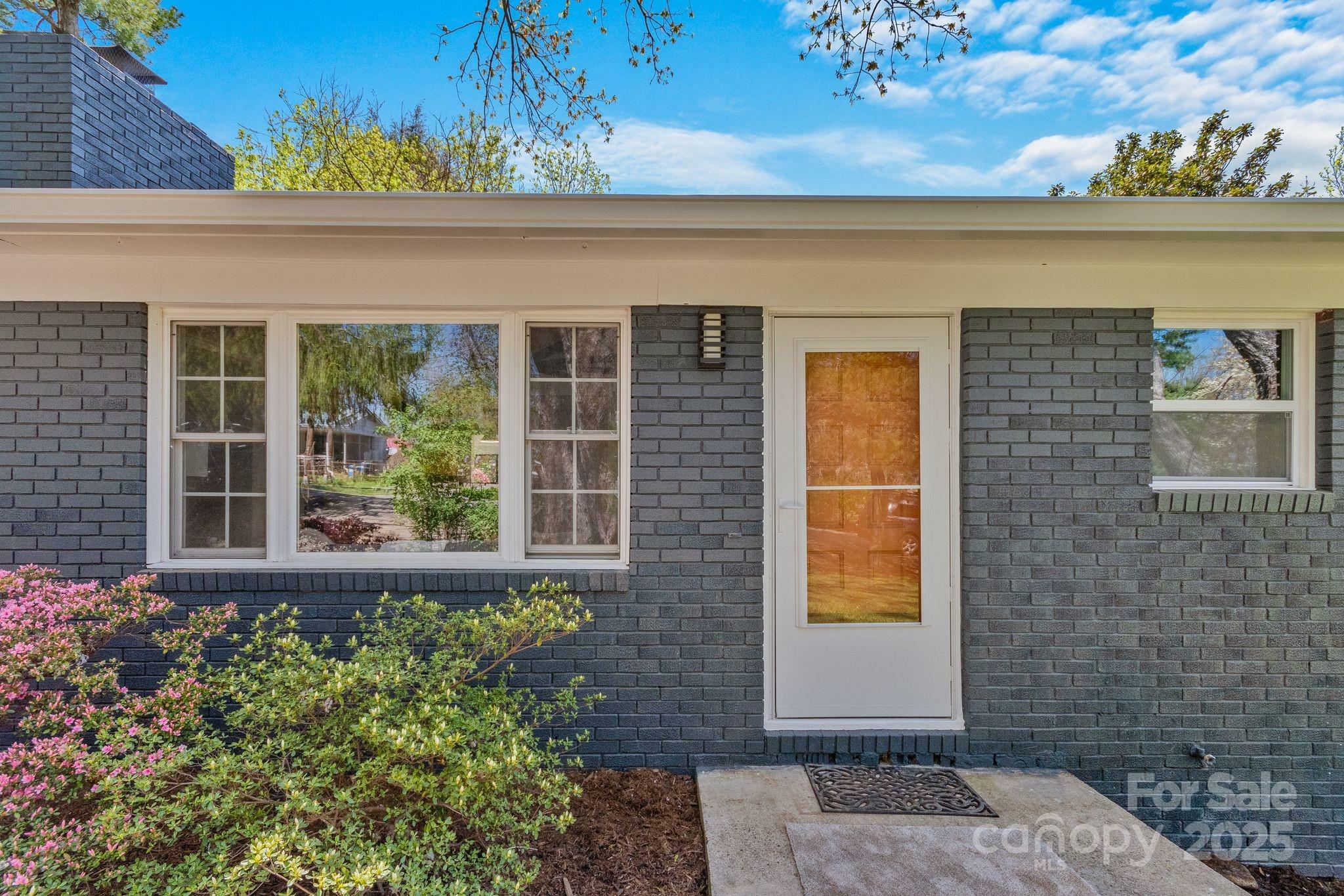 Property Photo: 28 Pine Lane NC 28806