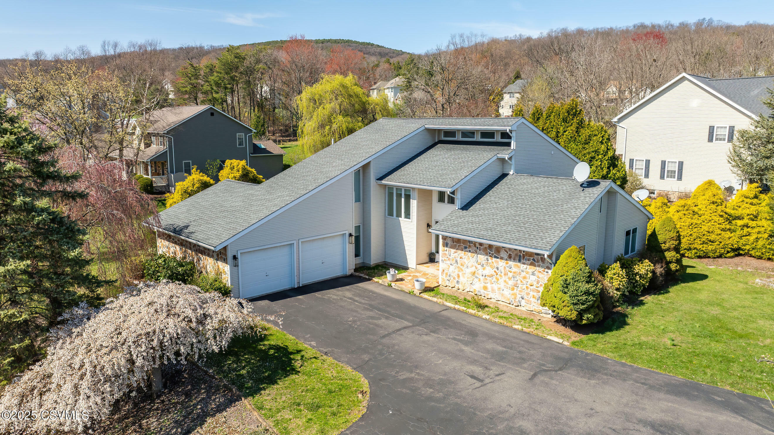 Property Photo: 87 Lindsey Avenue PA 17821