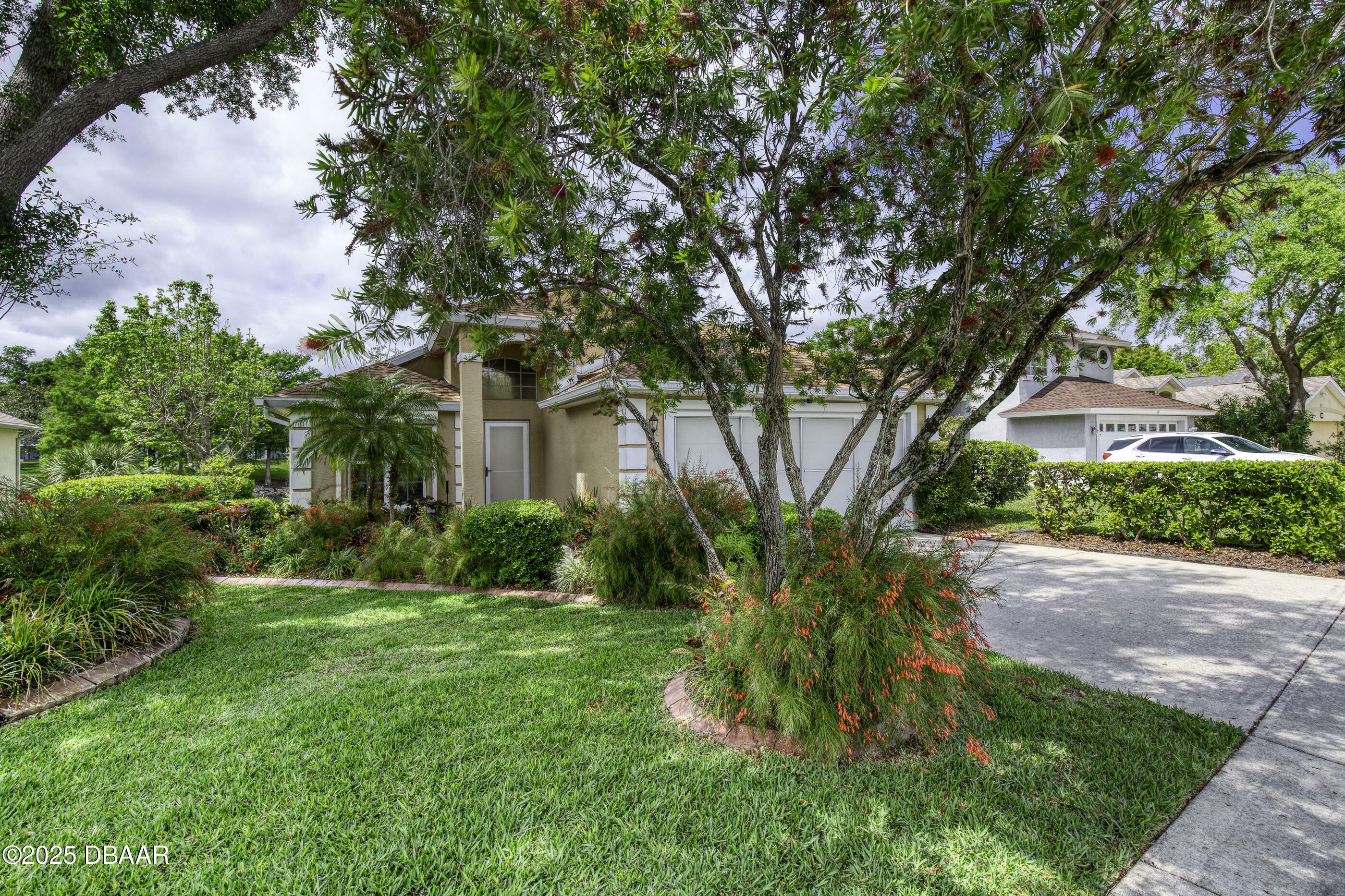 Property Photo:  38 Lake Walden Trail  FL 32174 
