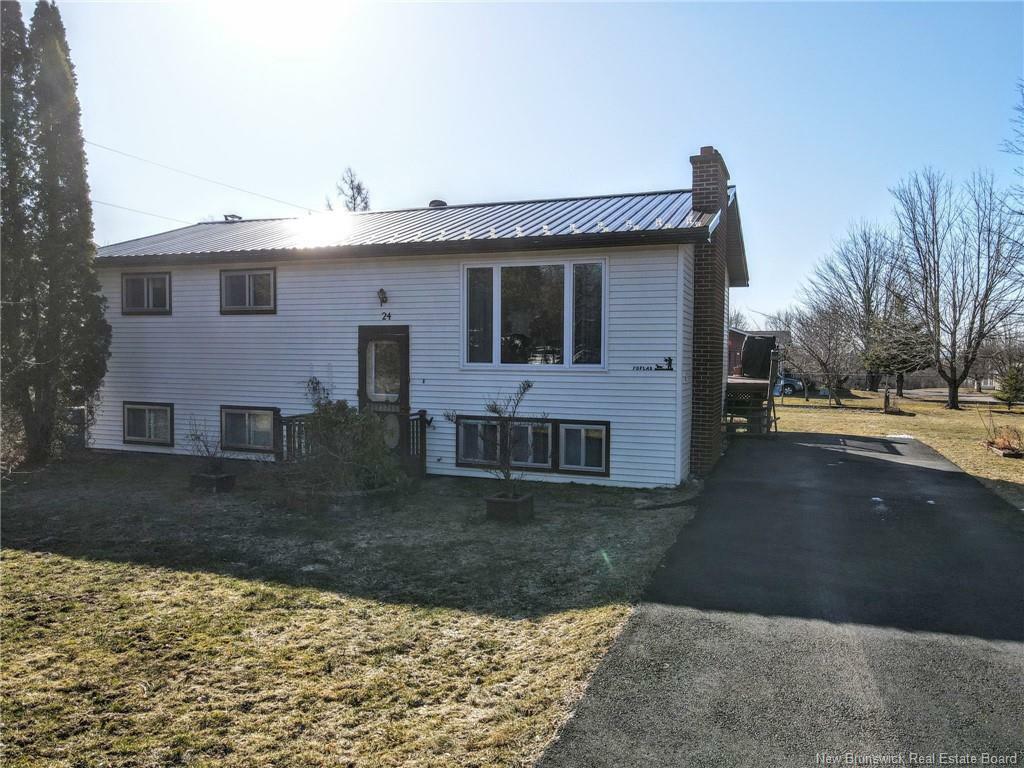 Property Photo: 24 Chestnut Crescent NB E1G 2S4