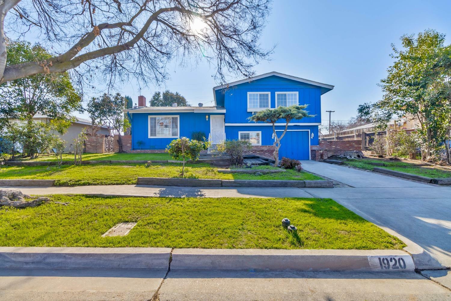 1920 E Pico Avenue  Fresno CA 93726 photo