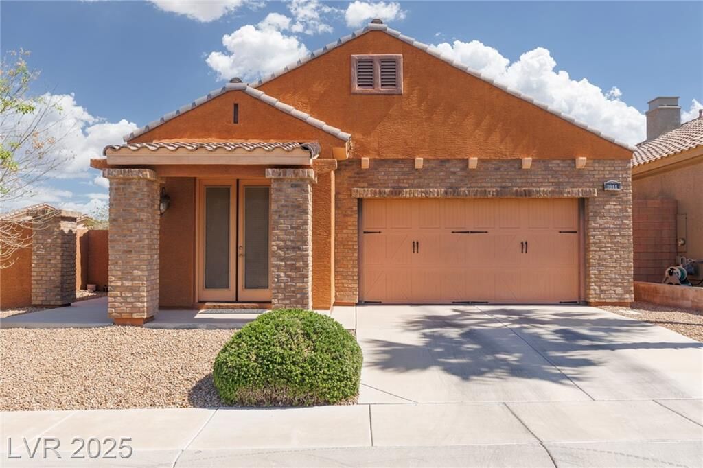 Property Photo: 1044 Viale Placenza Place NV 89011