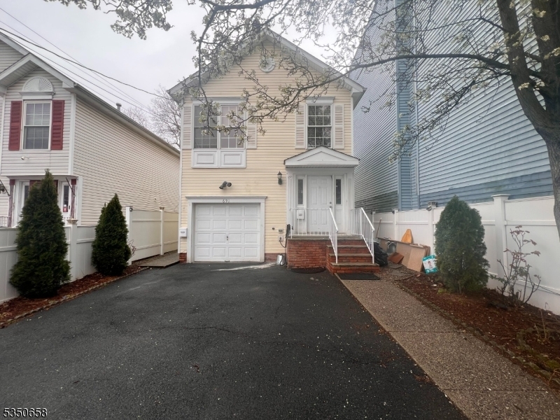 Property Photo: 691 N 6th St NJ 07107