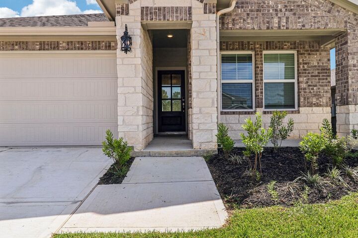 Property Photo:  17921 Stone Terrace Court  TX 77316 