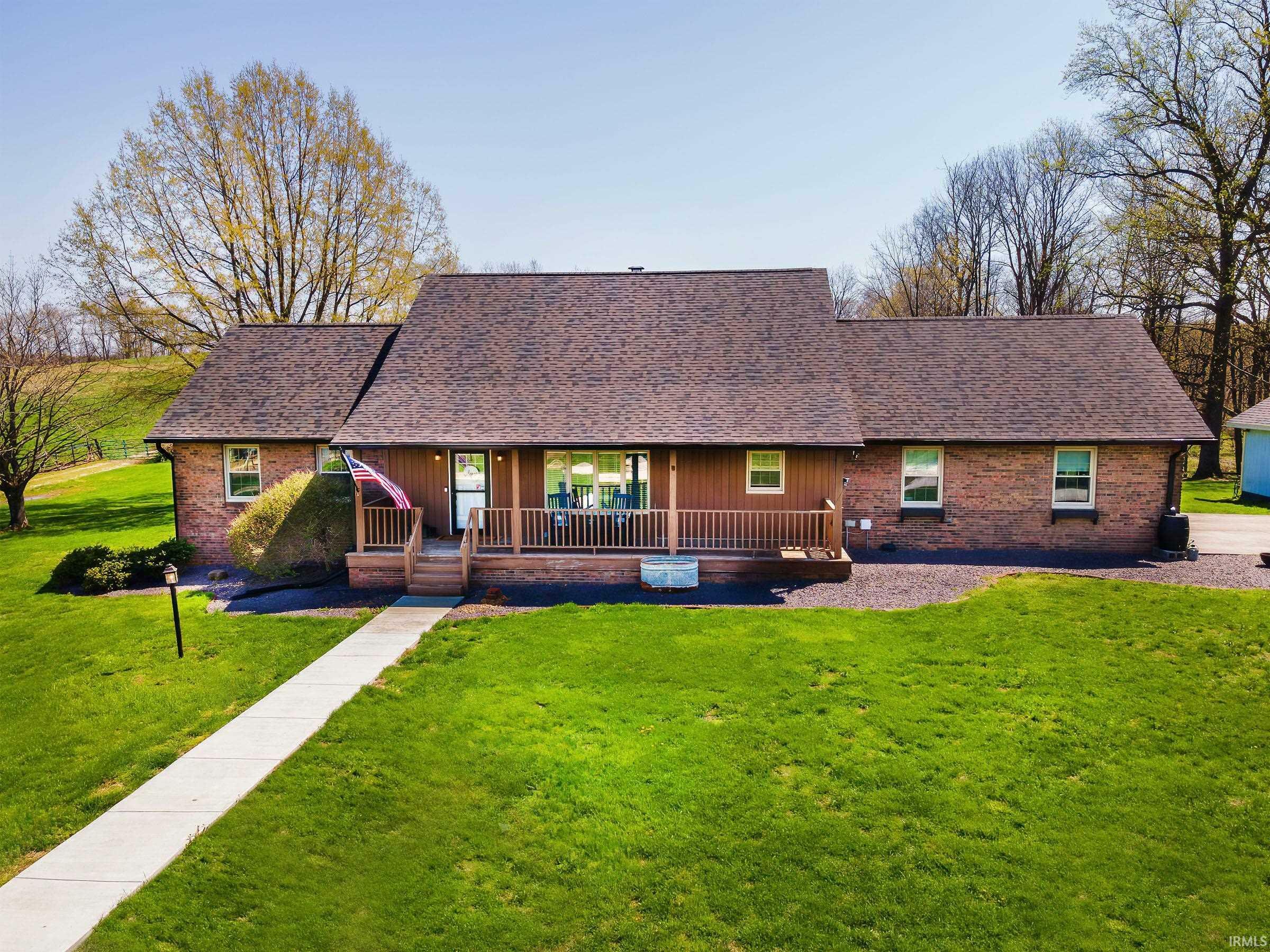 Property Photo: 2334 N Cr 825 W Road IN 47640