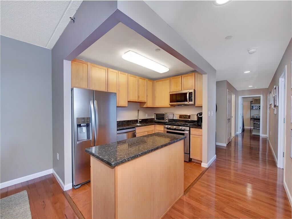 Property Photo:  837 Washington Avenue 7K  NY 10451 