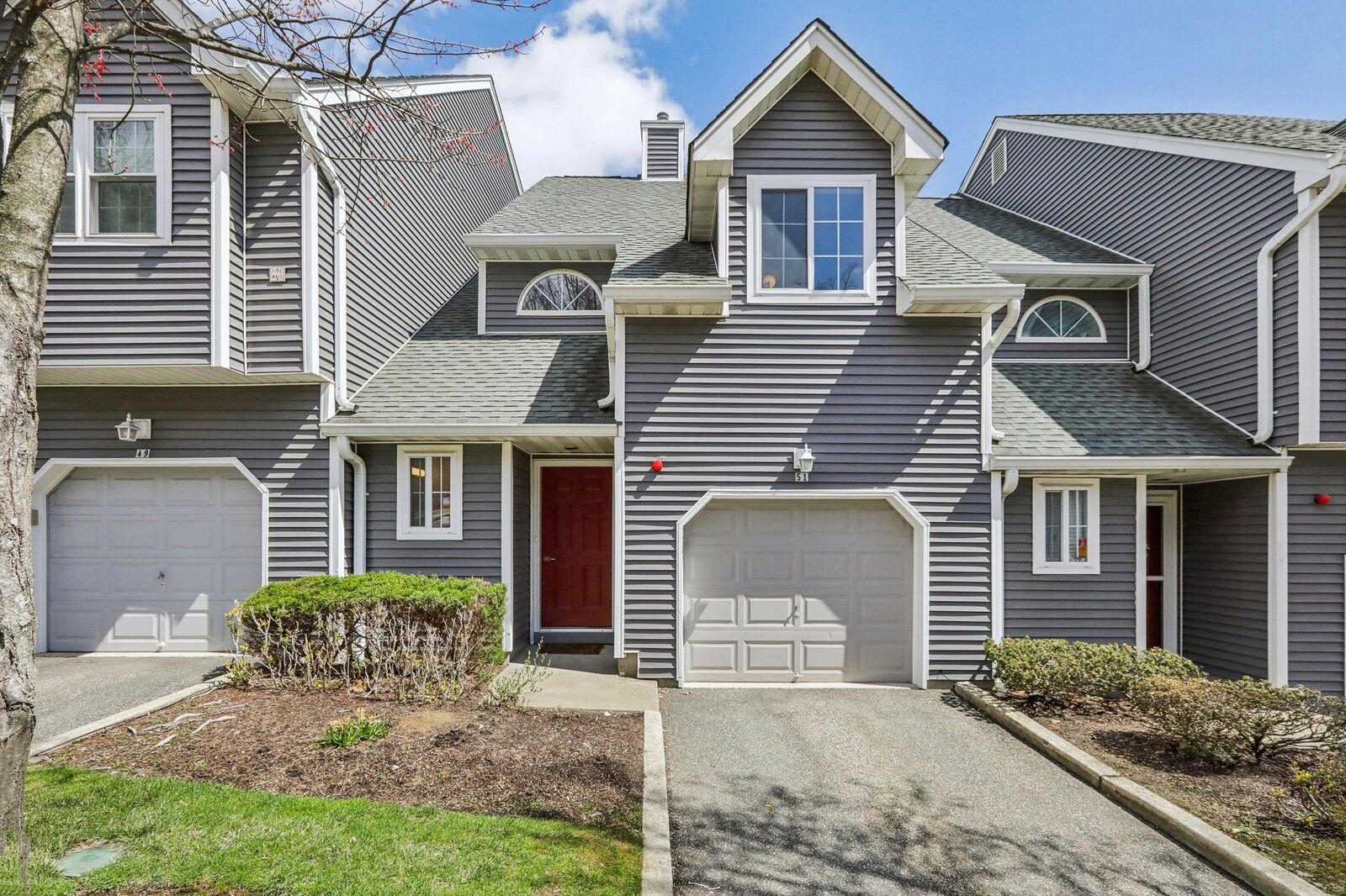 Property Photo: 51 Eagle Ridge Way NY 10954