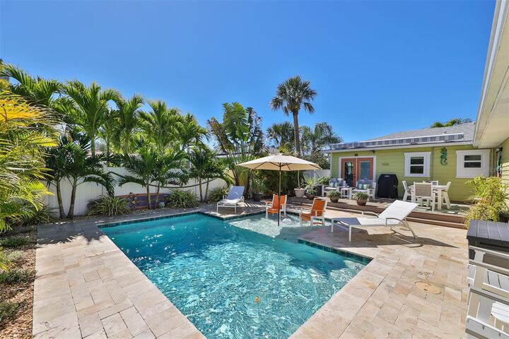 Property Photo:  3008 Dupont Street S  FL 33707 