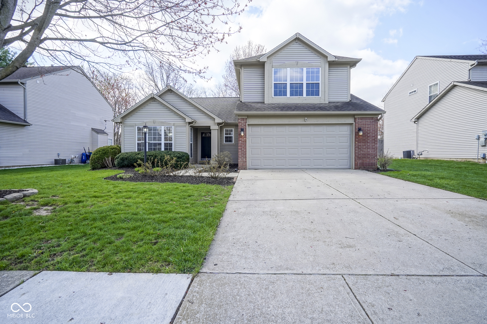 10047 Perlita Place  Fishers IN 46038 photo