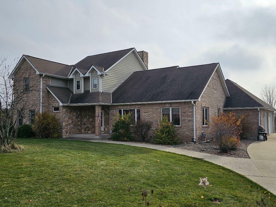 Property Photo: 145 Victoria Cir WI 53182