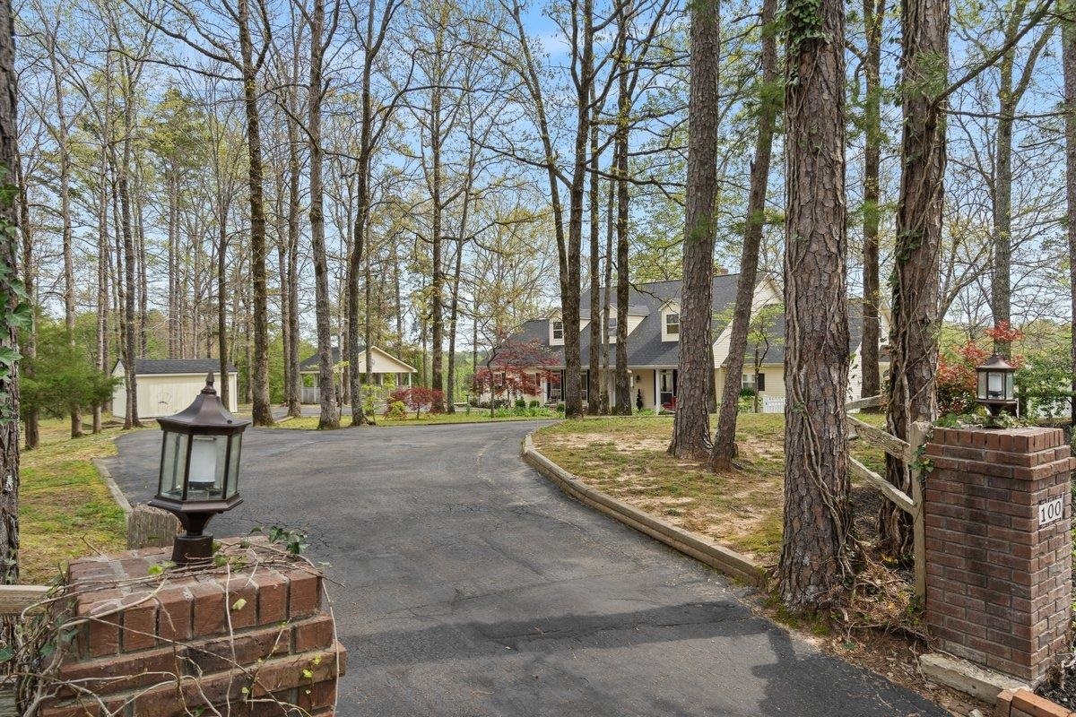 Property Photo: 100 Woodrun Cir TN 38052
