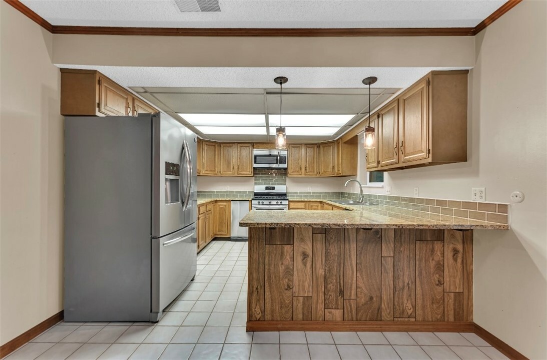 Property Photo: 7178 Highway 412 AR 72738