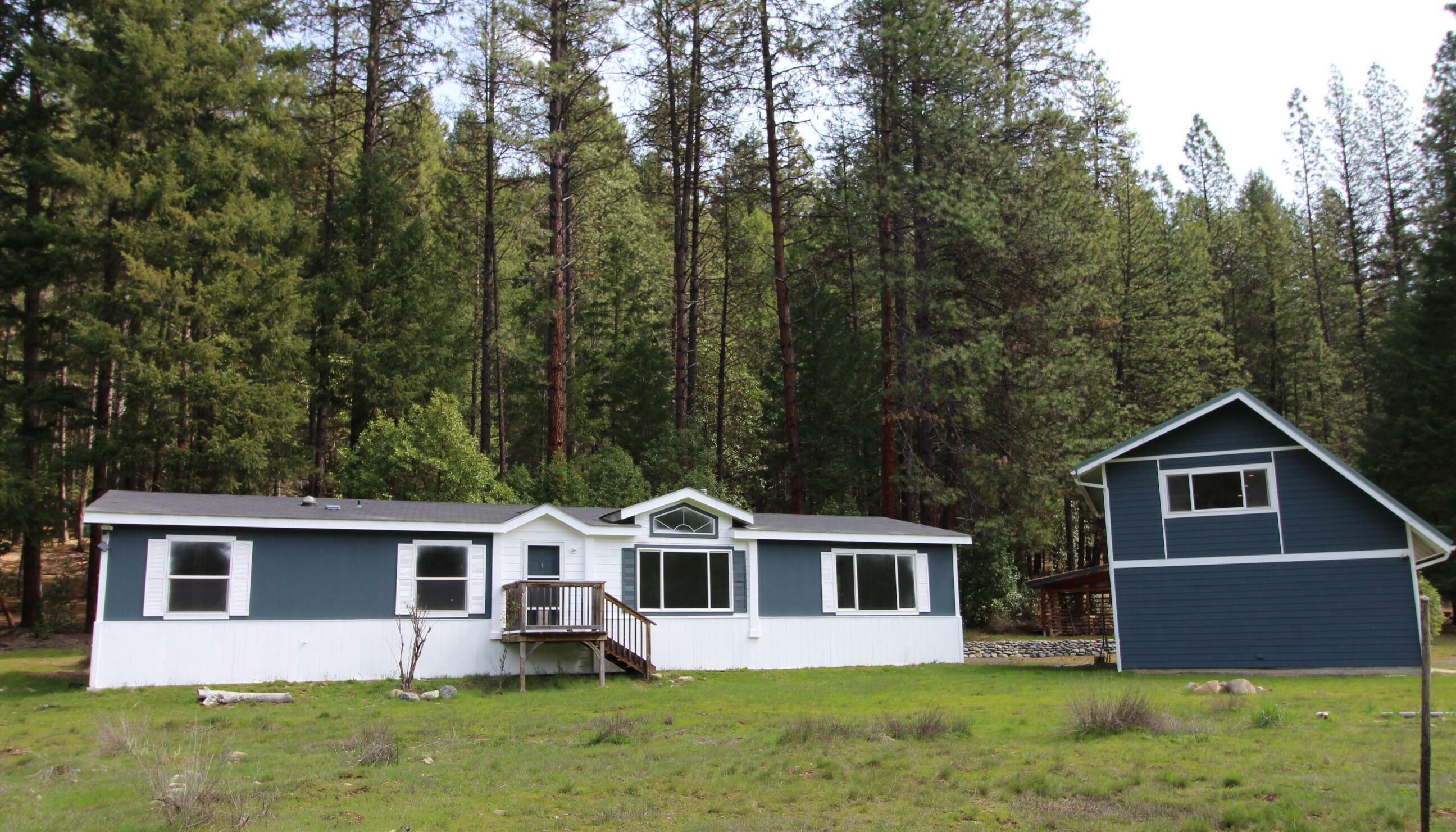 Property Photo: 4848 Carberry Creek Road OR 97530