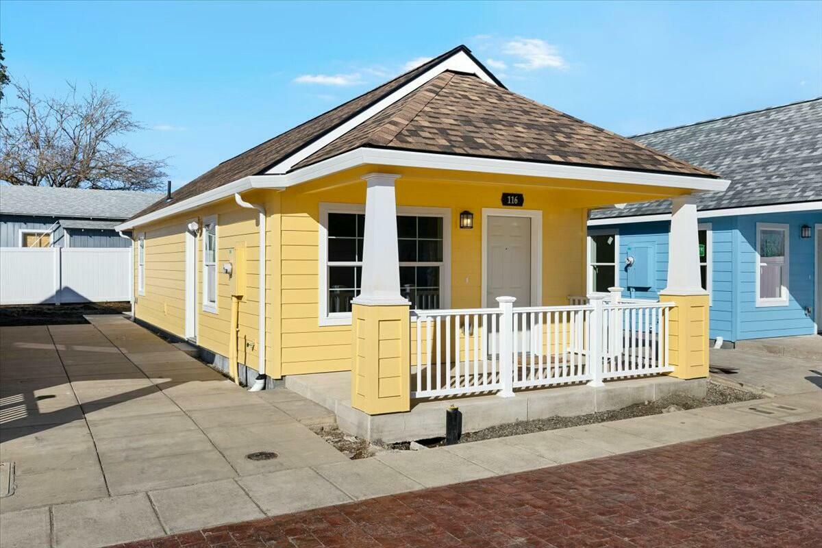 Property Photo: 116 Esperanza Court Lot 14 OR 97501